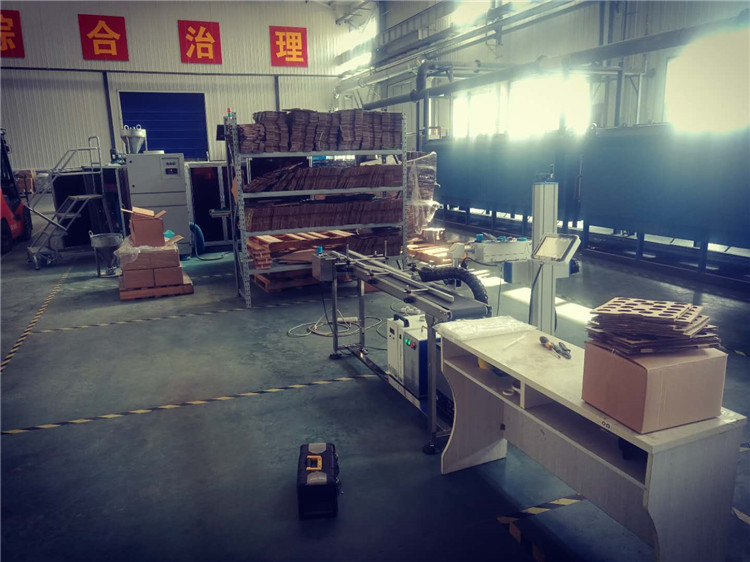 封閉式紫外激光噴碼機(圖4) 封閉式紫外激光噴碼機(圖4)