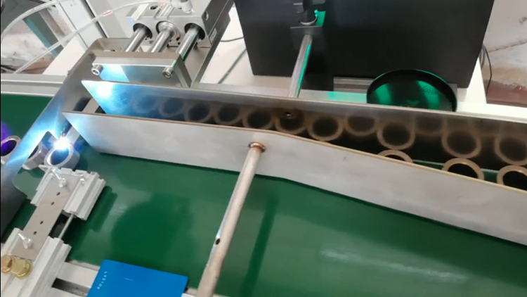 五金配件軸承自動化激光打標(biāo)機(圖3) 五金配件軸承自動化激光打標(biāo)機(圖3)